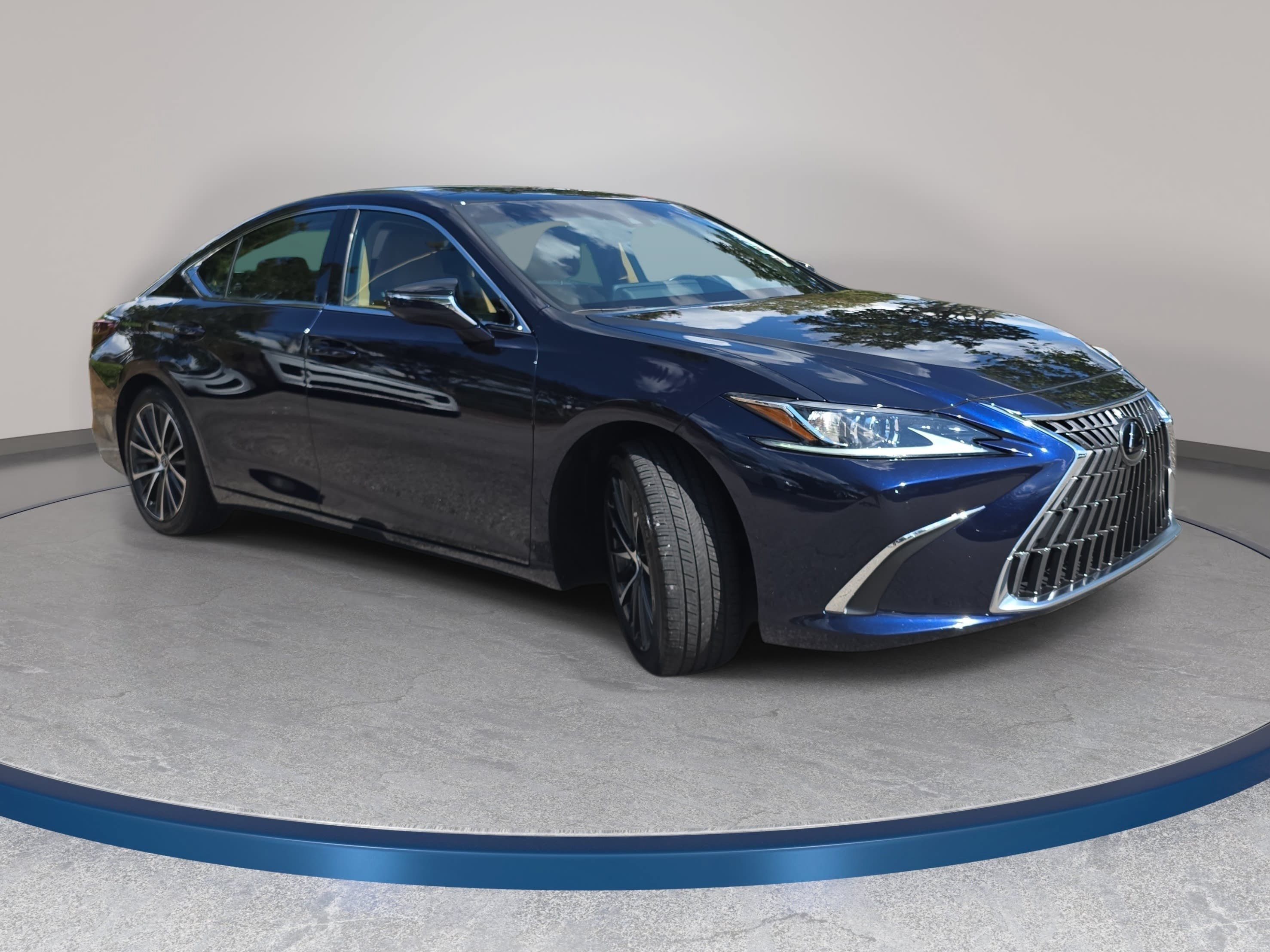 Used 2025 Lexus ES 350 w/ Premium Package FWD image 3