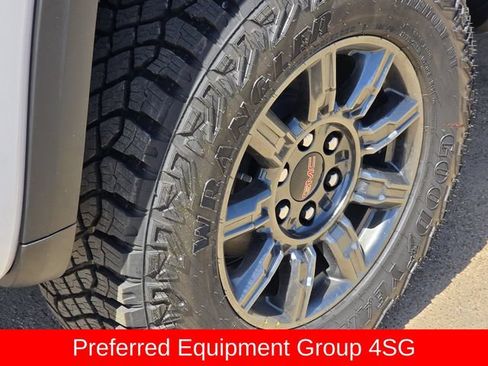 New 2026 GMC Sierra 1500 AT4X AWD/4WD image 11