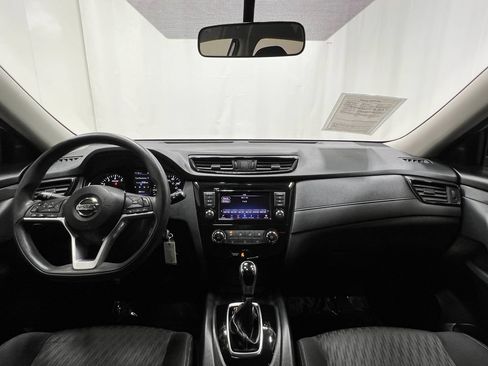 Used 2018 Nissan Rogue S AWD/4WD image 18