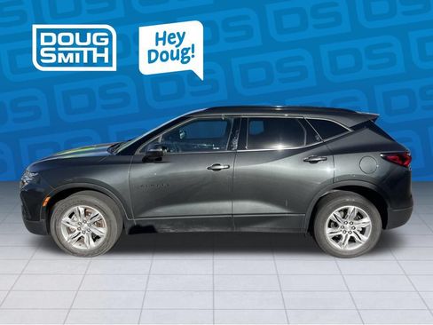 Used 2020 Chevrolet Blazer LT AWD/4WD image 2