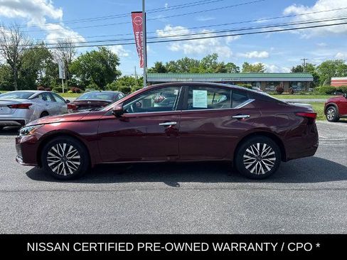 Certified 2024 Nissan Altima 2.5 SV w/ SV Premium Package AWD/4WD image 10