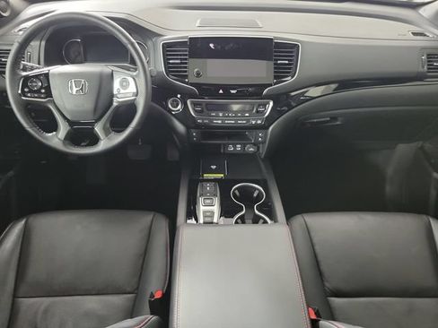 Used 2024 Honda Passport Black Edition image 11