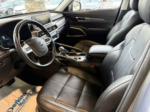 Used 2020 Kia Telluride EX image 2