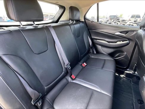 Used 2025 Buick Encore GX Sport Touring FWD image 22
