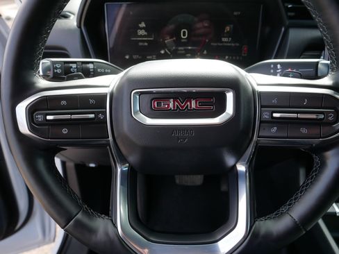 Used 2025 GMC Terrain Elevation image 25