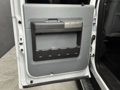 Used 2011 Ford F250 XLT w/ XLT Interior Pkg AWD/4WD image 25