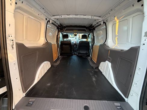 Used 2020 Ford Transit Connect XL image 8