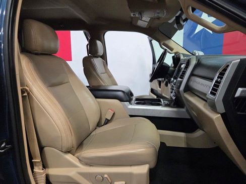 Used 2017 Ford F250 Lariat w/ Chrome Package image 72