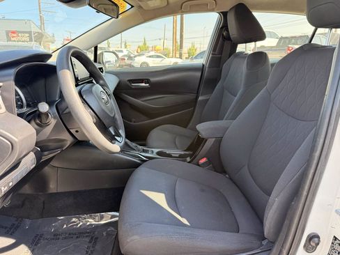 Used 2020 Toyota Corolla LE FWD image 9