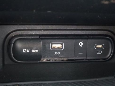 Used 2023 Kia Sportage EX image 29