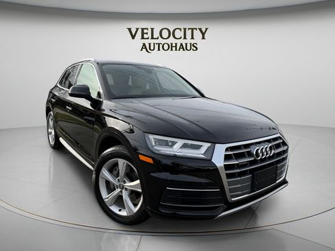 Used 2020 Audi Q5 2.0T Premium Plus AWD/4WD image 1