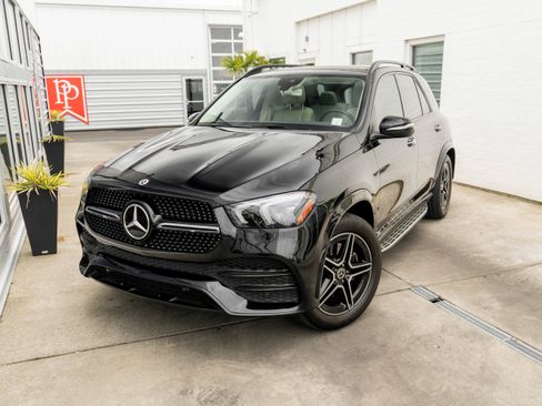 Used 2020 Mercedes-Benz GLE 350 4MATIC image 3