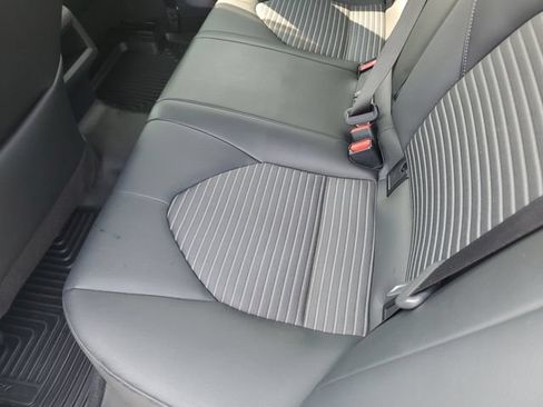 Used 2023 Toyota Camry SE FWD image 14