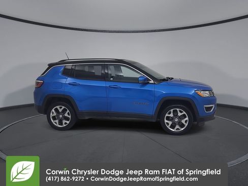 Used 2019 Jeep Compass Limited AWD/4WD image 17