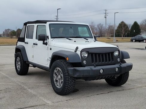 Used 2017 Jeep Wrangler Unlimited Sport w/ Connectivity Group image 3