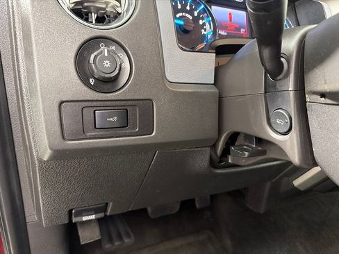 Used 2014 Ford F150 XLT w/ Equipment Group 302A Luxury AWD/4WD image 13