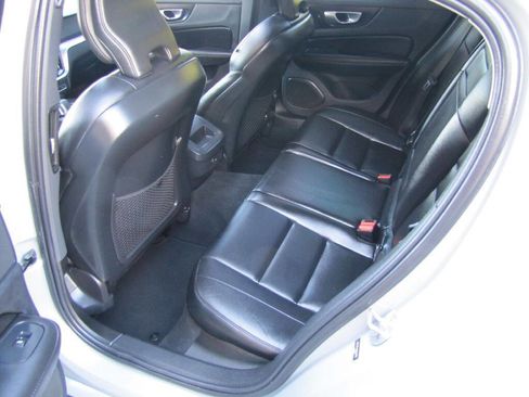 Used 2024 Volvo S60 B5 Core image 19