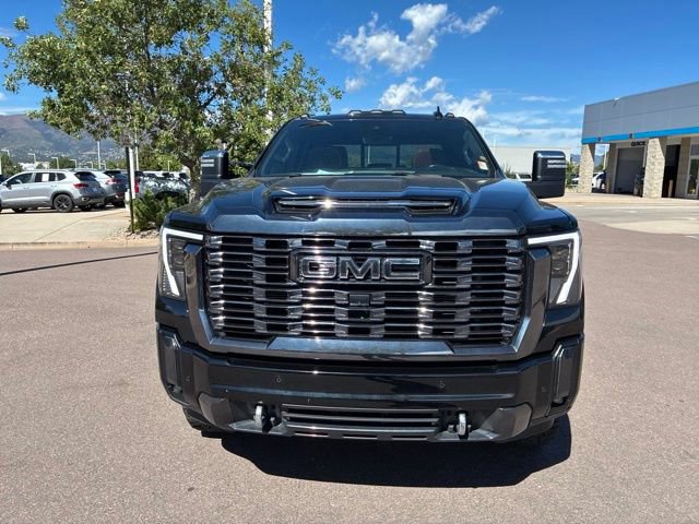Used 2024 GMC Sierra 2500 Denali Ultimate AWD/4WD image 2