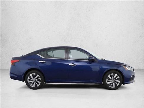 Used 2021 Nissan Altima 2.5 S w/ Driver Assist Package FWD image 8