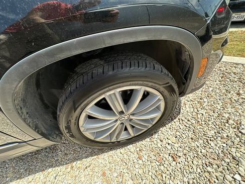 Used 2016 Volkswagen Tiguan SE FWD image 10
