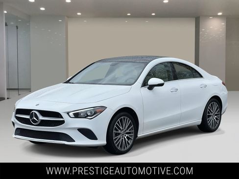 Used 2021 Mercedes-Benz CLA 250 4MATIC image 1