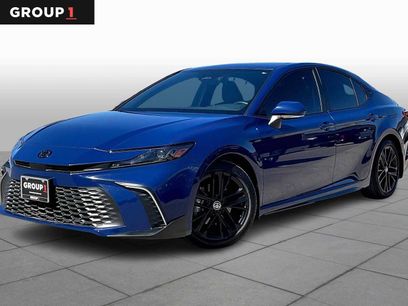 Used 2025 Toyota Camry SE w/ Convenience Package