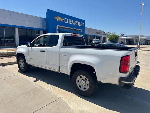 Used 2017 Chevrolet Colorado W/T RWD image 12