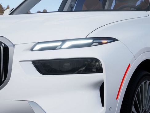 New 2026 BMW X7 xDrive40i AWD/4WD image 34