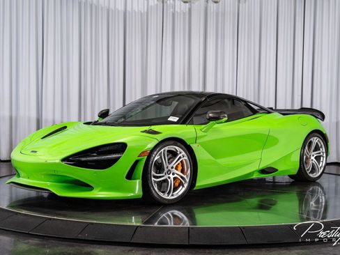 Used 2025 McLaren 750S Spider image 15