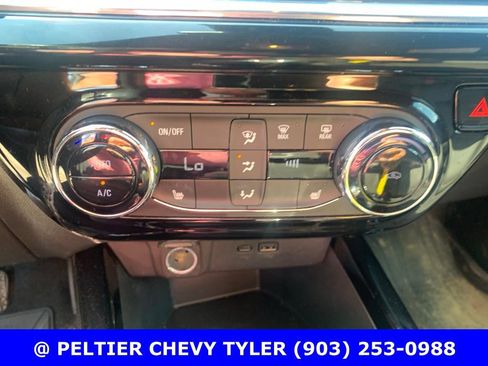Used 2025 Chevrolet Trax RS w/ Driver Confidence Package FWD image 17