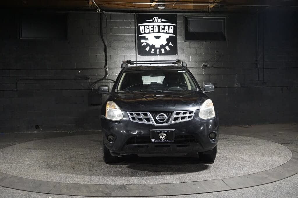 Used 2013 Nissan Rogue S w/ Special Edition Pkg AWD/4WD image 9