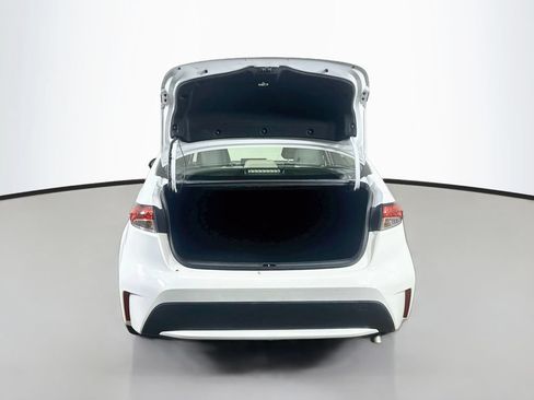 Used 2022 Toyota Corolla LE FWD image 32