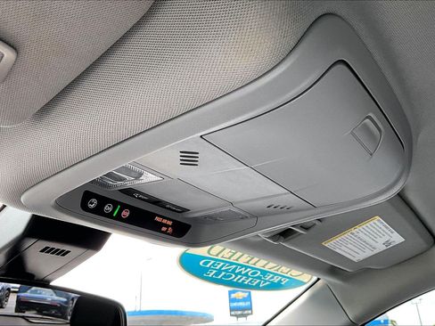 Used 2023 Chevrolet Equinox LT FWD image 26