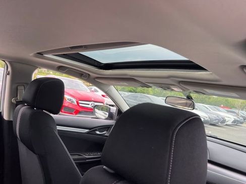 Used 2018 Honda Civic EX-T image 29