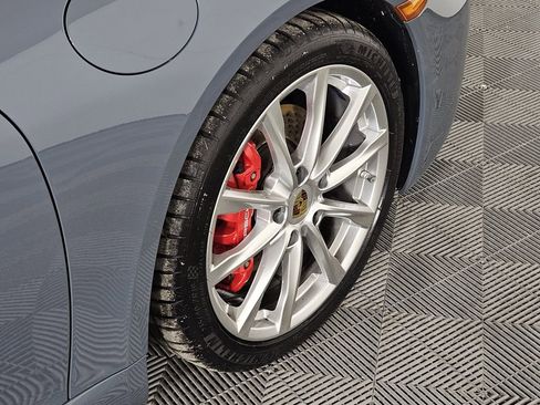 Used 2017 Porsche 718 Cayman S RWD image 8