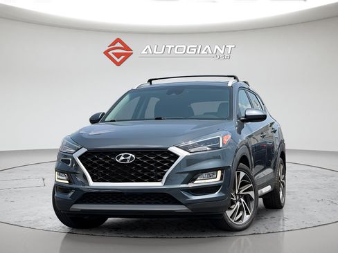 Used 2021 Hyundai Tucson Sport FWD image 2