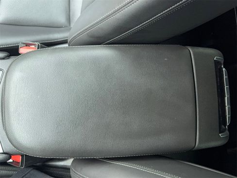 Used 2024 Cadillac XT6 Sport image 35