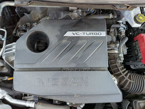 Used 2024 Nissan Rogue SV AWD/4WD image 12