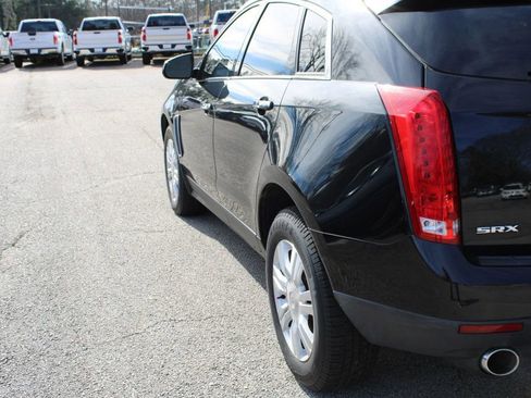 Used 2016 Cadillac SRX Luxury w/ Driver Awareness Package image 9