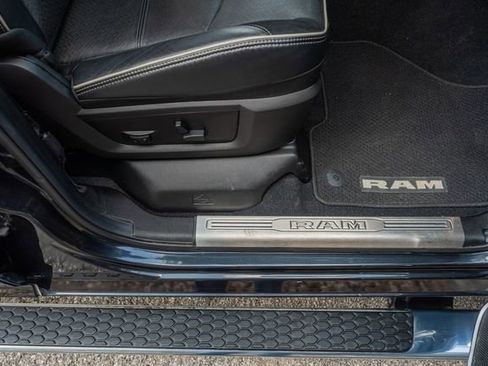 Used 2019 RAM 2500 Laramie AWD/4WD image 43