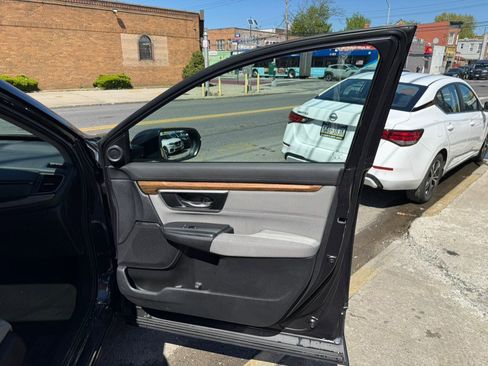 Used 2019 Honda CR-V EX image 20