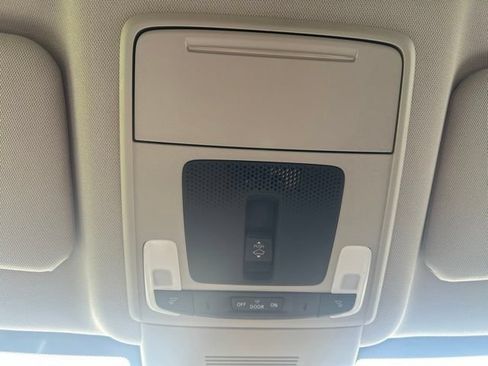 Used 2024 Honda CR-V EX image 40