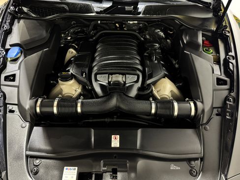 Used 2013 Porsche Cayenne GTS image 65