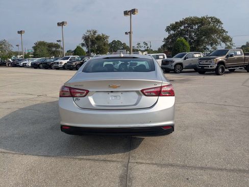 Used 2020 Chevrolet Malibu LT FWD image 4