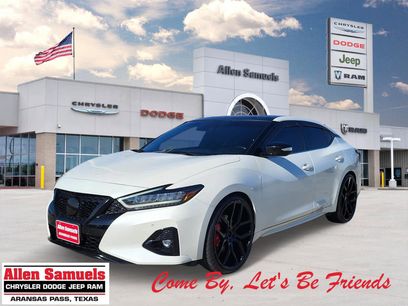 Used 2023 Nissan Maxima SR w/ Sport Mat Group