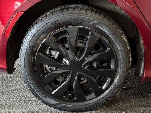 Used 2016 Chrysler 200 LX FWD image 11