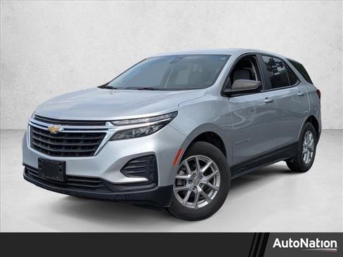 Used 2022 Chevrolet Equinox LS w/ LS Convenience Package FWD image 1