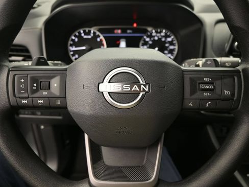 Used 2026 Nissan Rogue S FWD image 12
