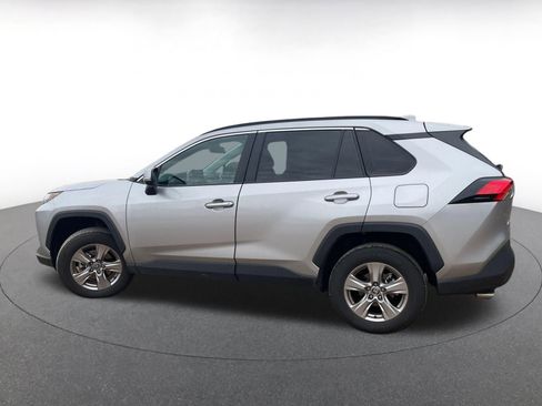 Used 2025 Toyota RAV4 XLE image 8
