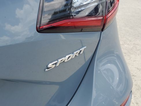 Used 2023 Honda Civic Sport image 11